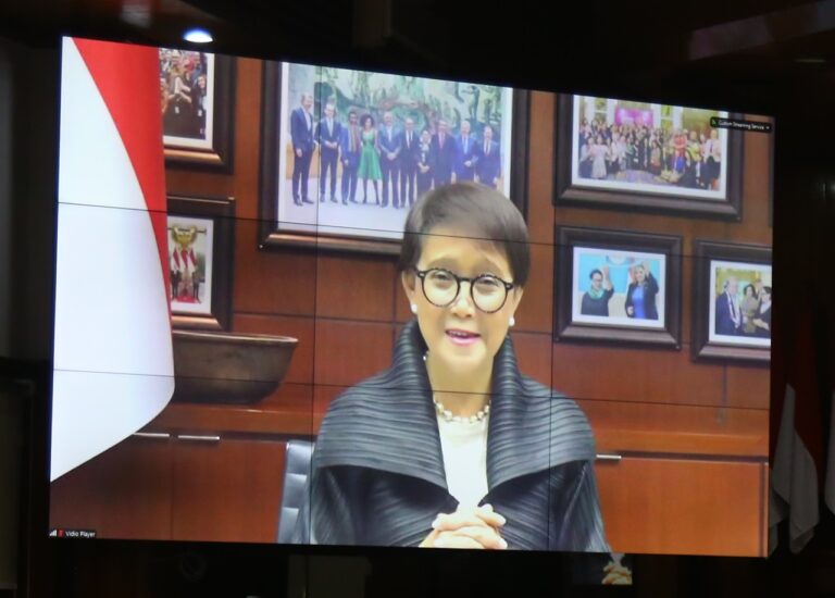 Kuliah Umum Politik Luar Negeri RI