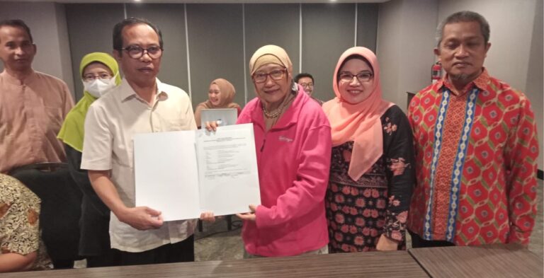 Kepala Pusat Studi Penelitian dan Pengembangan Produk Halal UMM Lulus Seleksi dan Diangkat Menjadi Asesor dan Penilai Hasil Asesmen Calon Lembaga Pemeriksa Halal