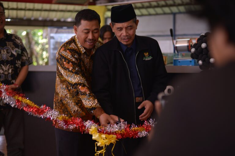 UMM dan Baznas Kota Malang Jalin Kerjasama Kewirausahaan, Resmikan ZCoffee