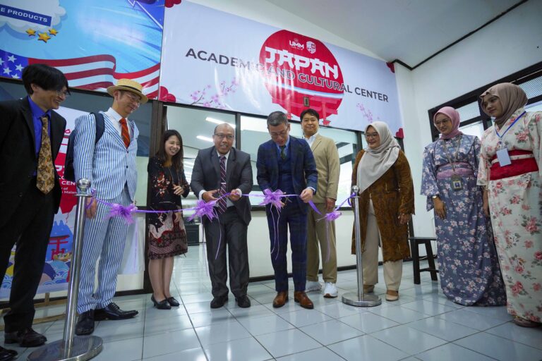 Penandatanganan MoU dan Launcing Japan Academic and Culture Center